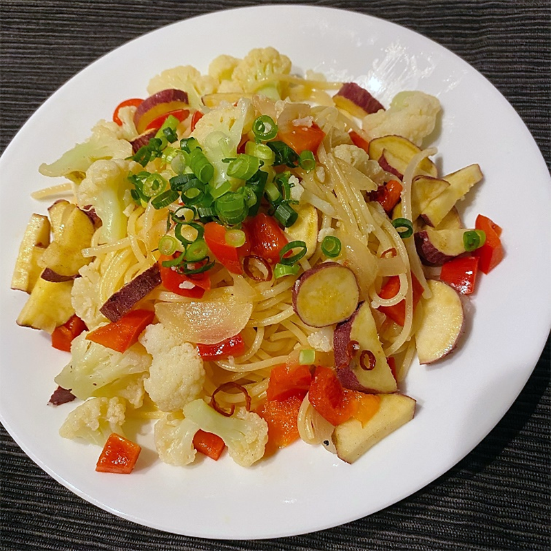 彩り野菜のオイルパスタ