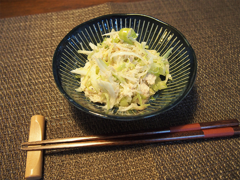 キャベツとセロリのコールスローサラダ